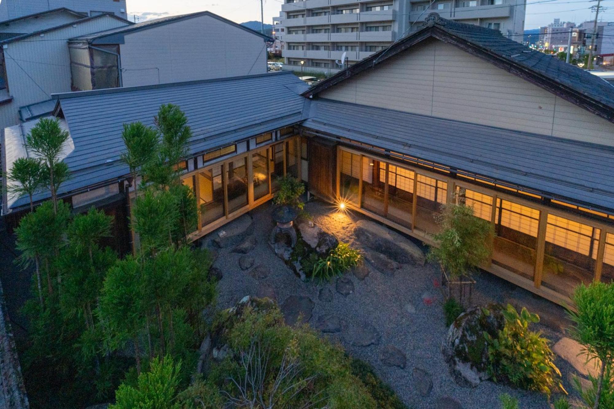 お宿一の華 Takayama  Buitenkant foto